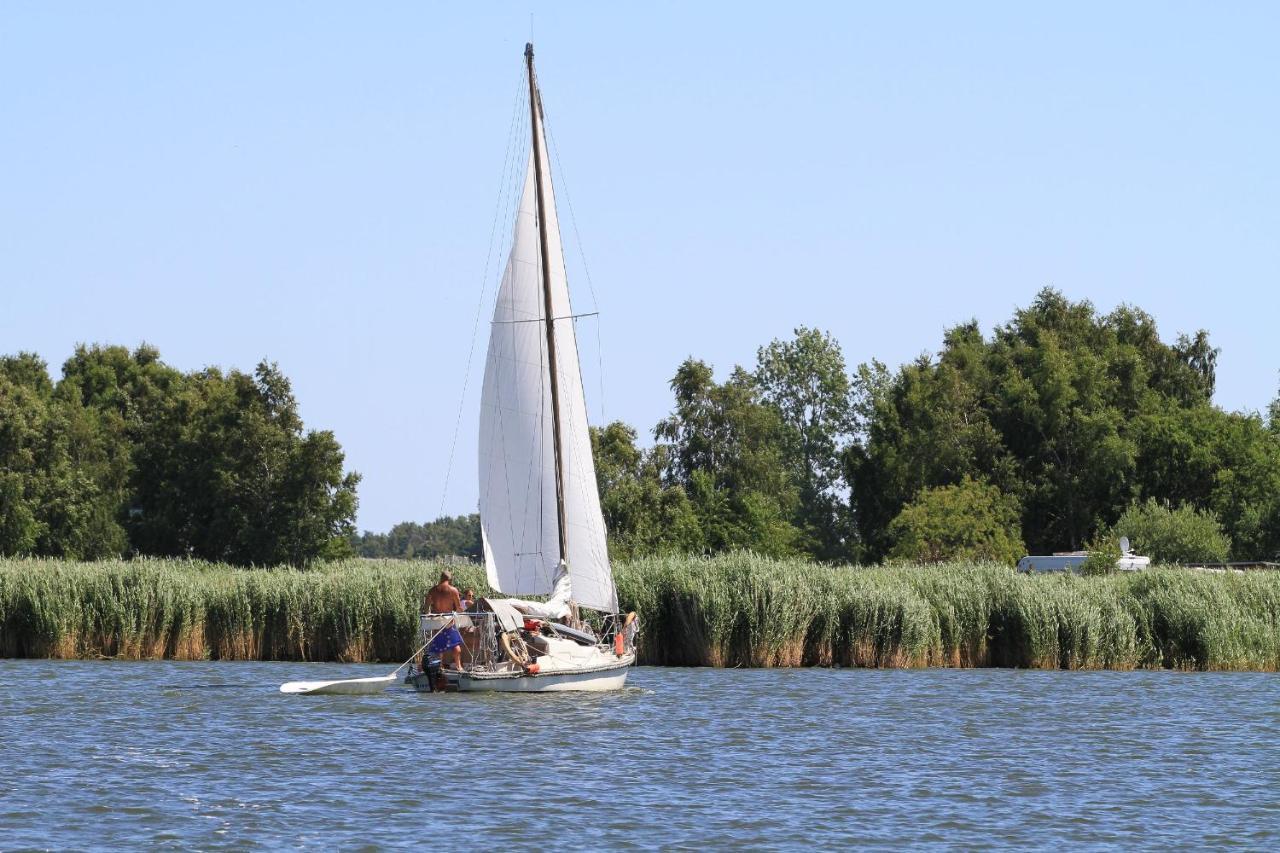 Mit Meerblick Und Balkon, Gratis Nutzung Vom Ahoi Erlebnisbad Und Sauna In Sellin - Meeresblick Fewo 24 Goehren  Luaran gambar